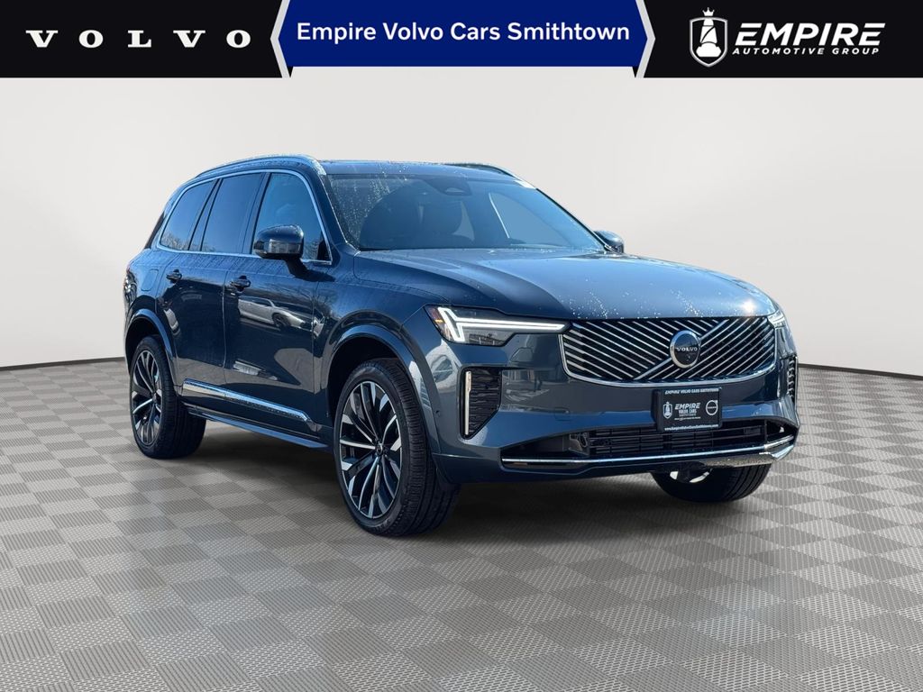 2026 Volvo XC90 Recharge T8 Plus 7-Passenger eAWD