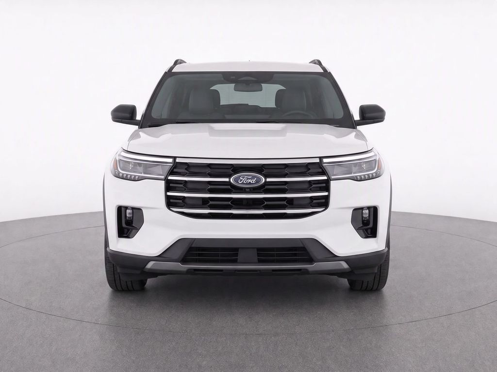 New 2026 Space White Metallic Ford Active image 5