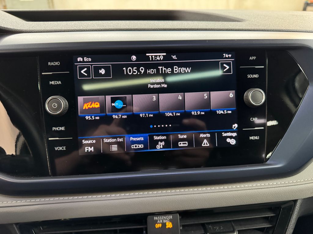 2024 Volkswagen Taos 1.5T SE