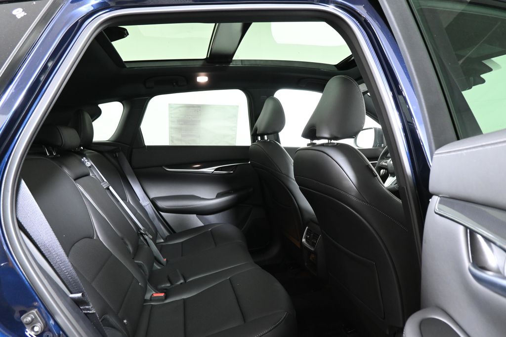 Thumbnail: 2025 INFINITI QX50 - 18