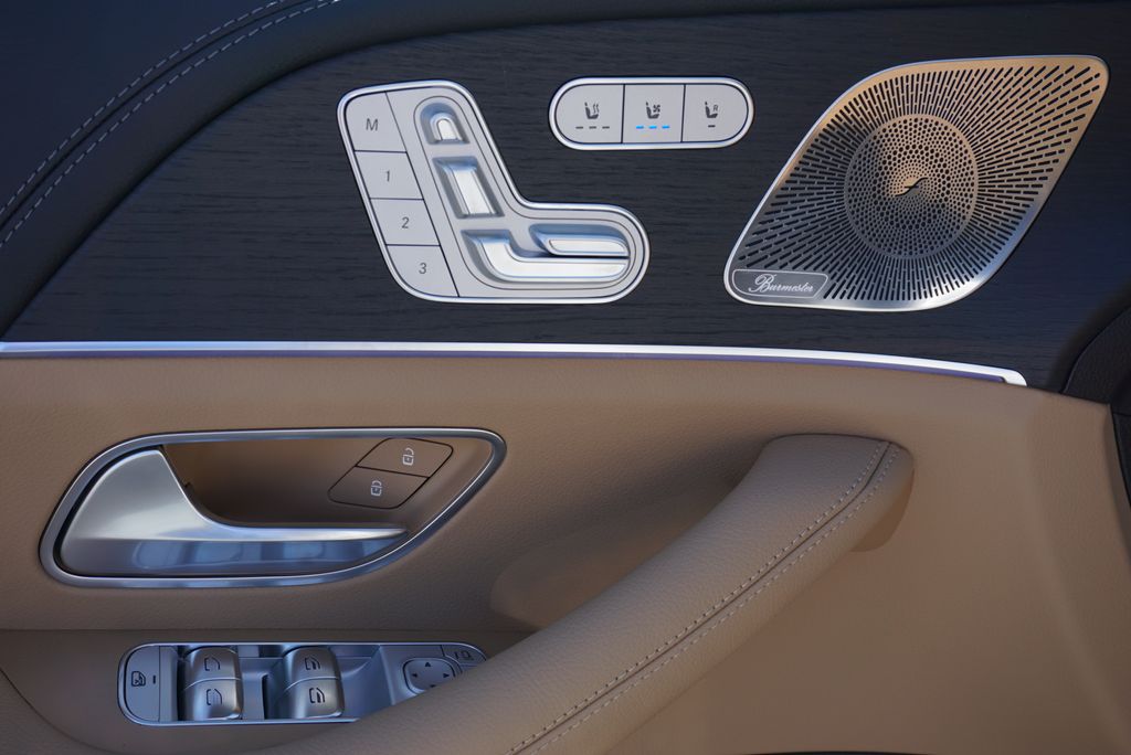 Thumbnail: 2026 Mercedes-Benz GLE - 25