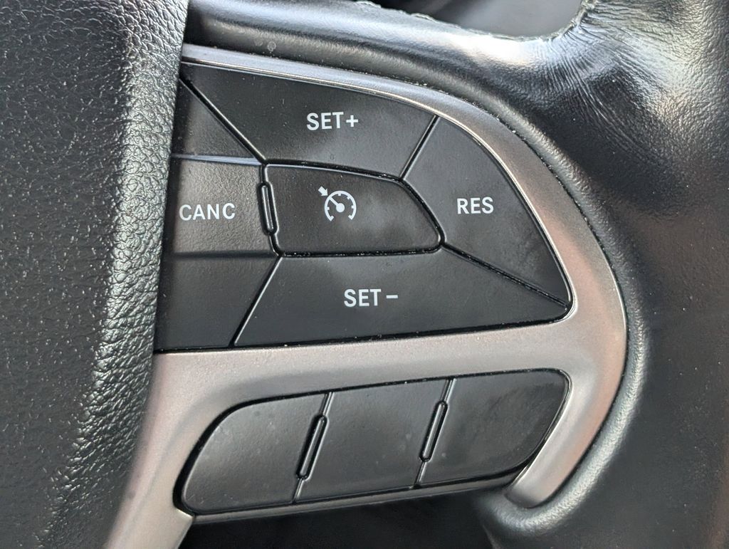 Used 2020 Jeep Grand Cherokee SUV