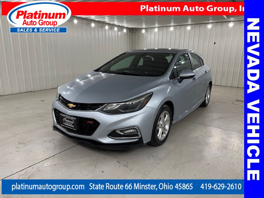 2017 Chevrolet Cruze LT Hatchback Auto's photo