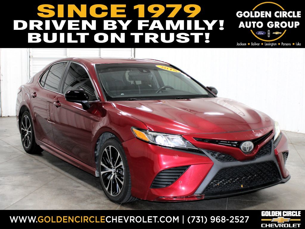 Red (Ruby Flare Pearl) 2018 Toyota Camry Sedan Front-Wheel Drive 8-Speed Automatic