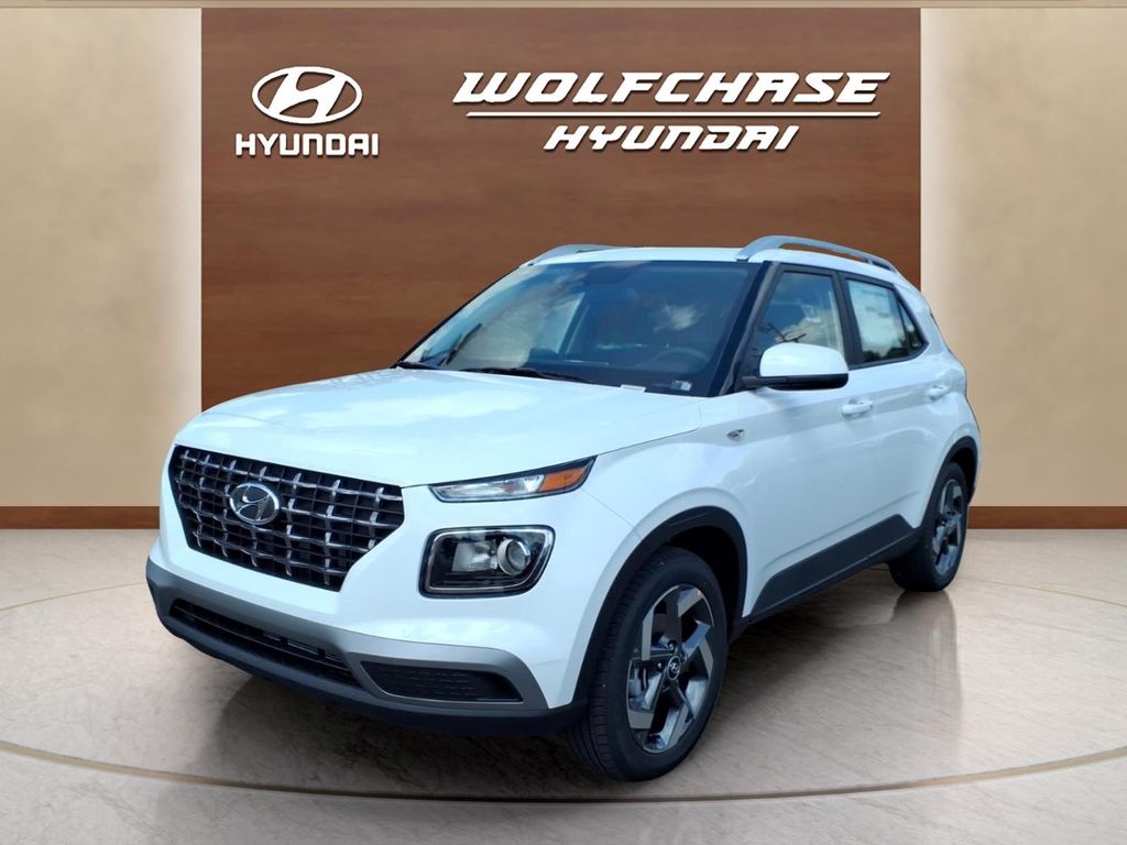 2026 Hyundai Venue photo 1