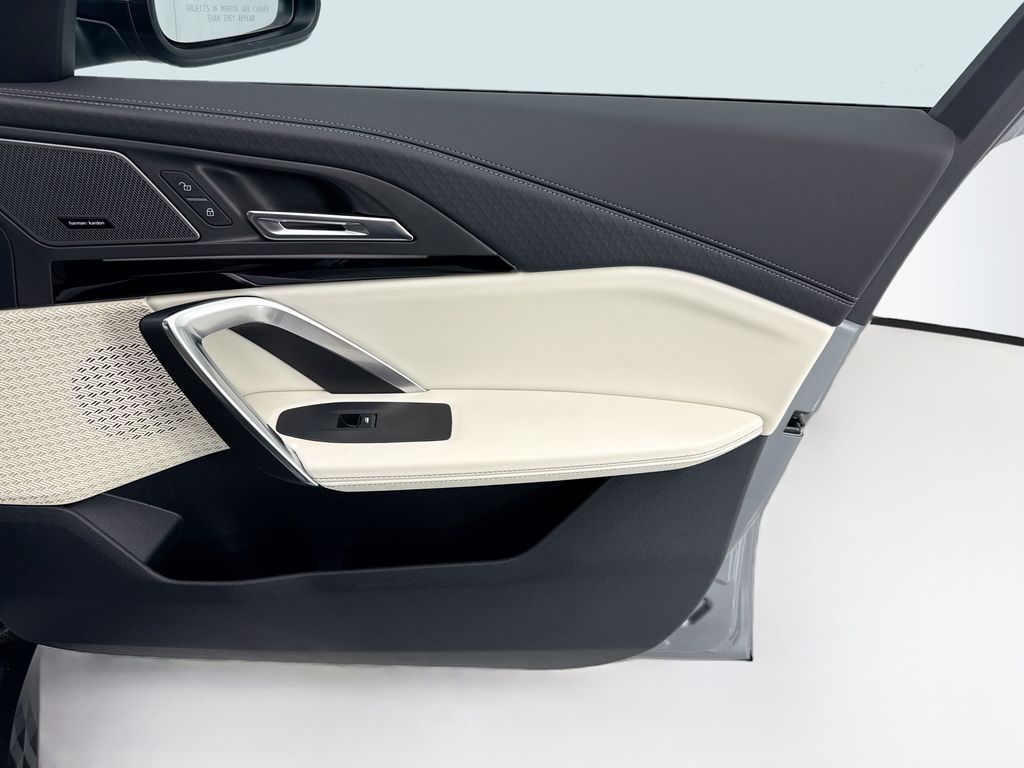 Thumbnail: 2026 BMW X2 - 23
