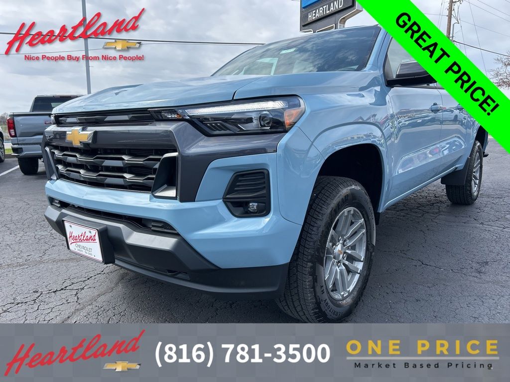 Snowdrift Metallic 2026 Chevrolet Colorado LT Crew Cab 4WD Pickup Truck Four-Wheel Drive 8-Speed Automatic
