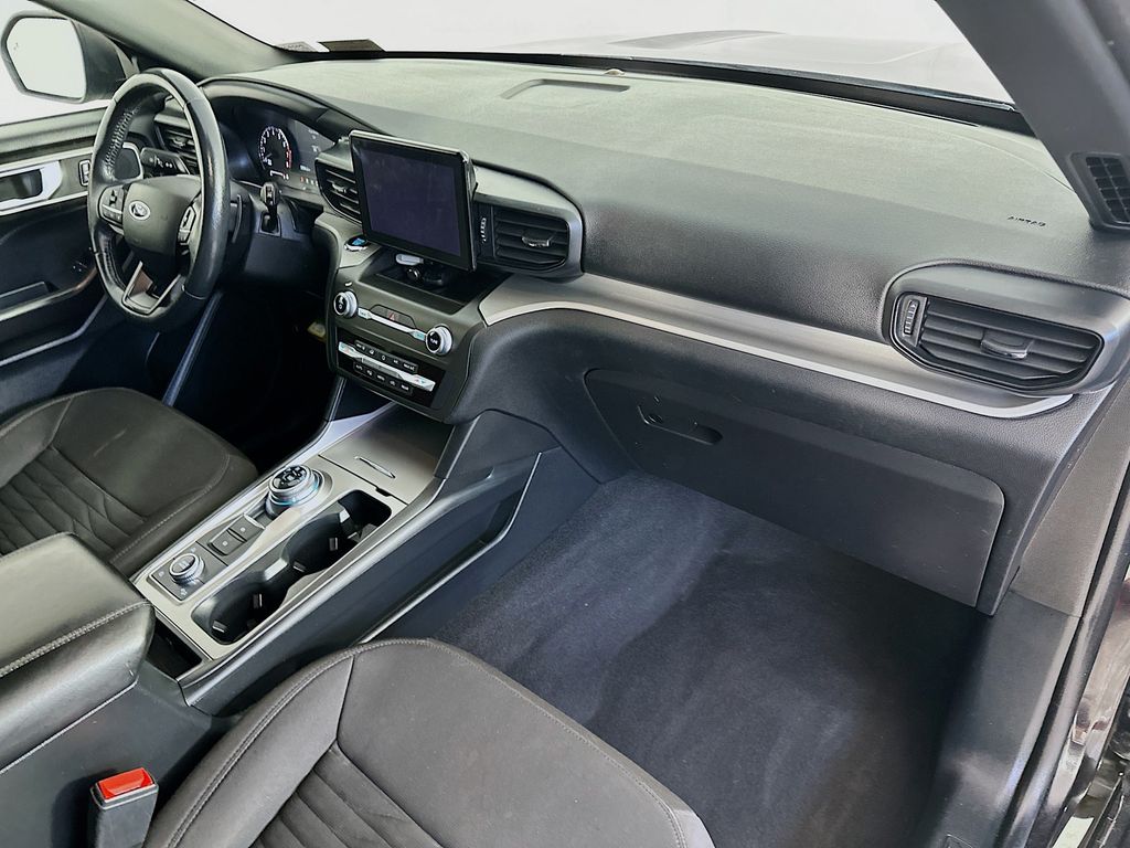 FordExplorer30