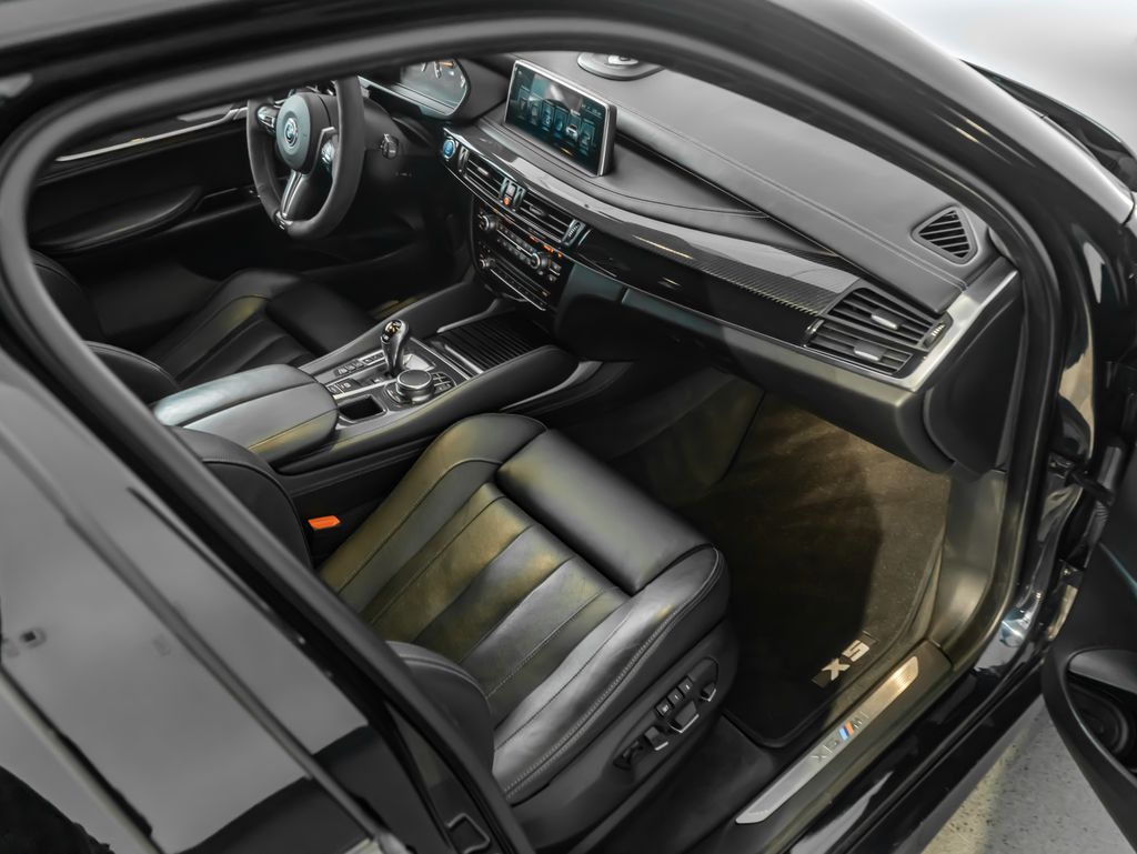 Used 2017 Black BMW  image 25