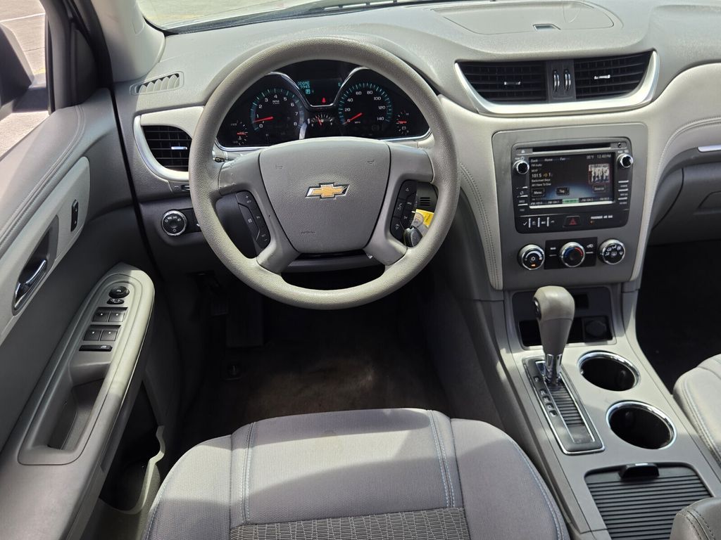 2014 Chevrolet Traverse - $6,989