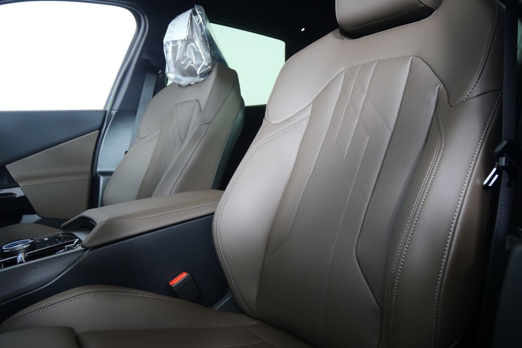 Thumbnail: 2026 BMW X3 - 10