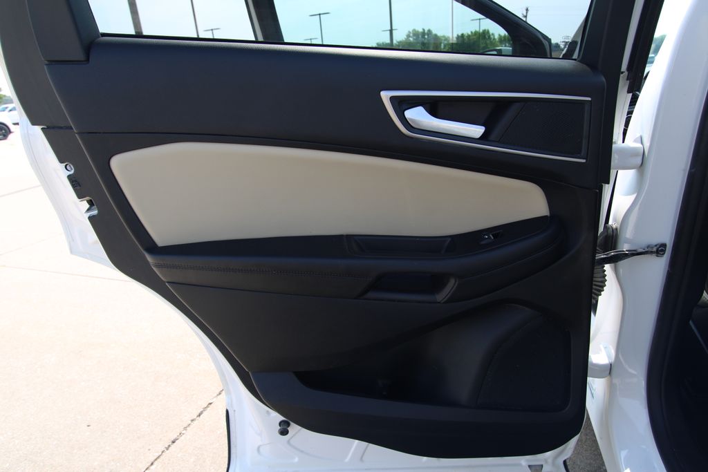 Used 2024 Ford Edge SUV