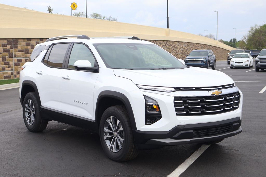 Thumbnail: 2026 Chevrolet Equinox - 10