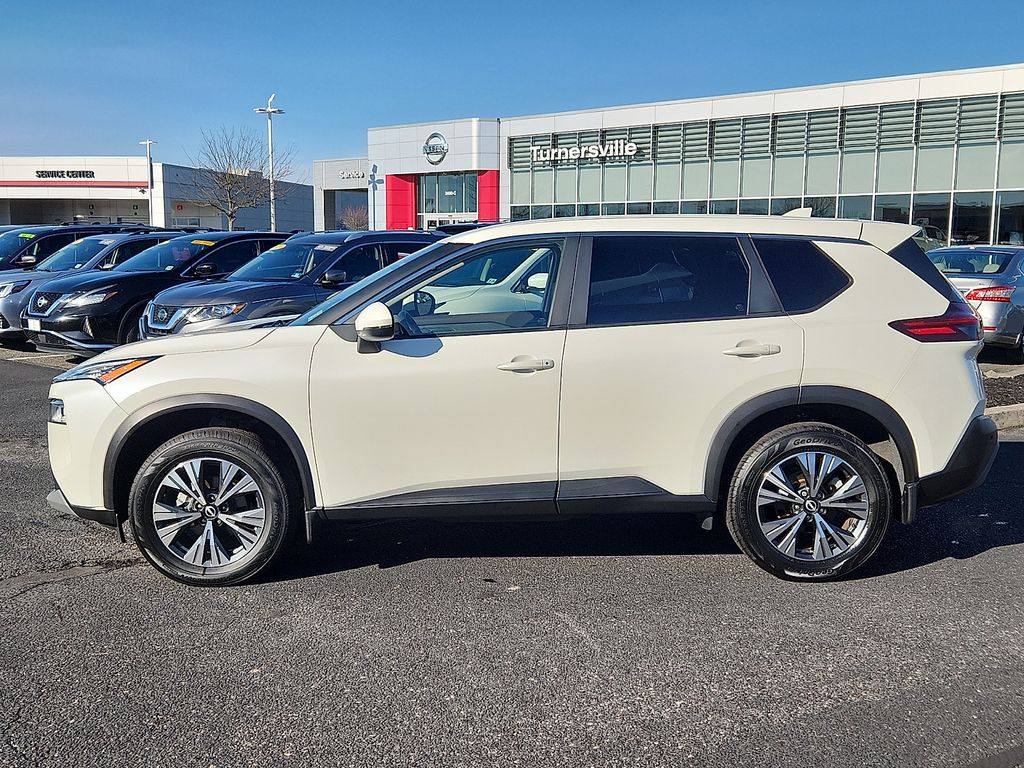 Thumbnail: 2023 Nissan Rogue - 7