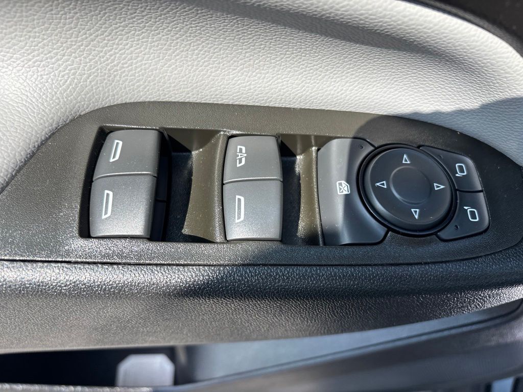 Used 2023 Chevrolet Equinox SUV