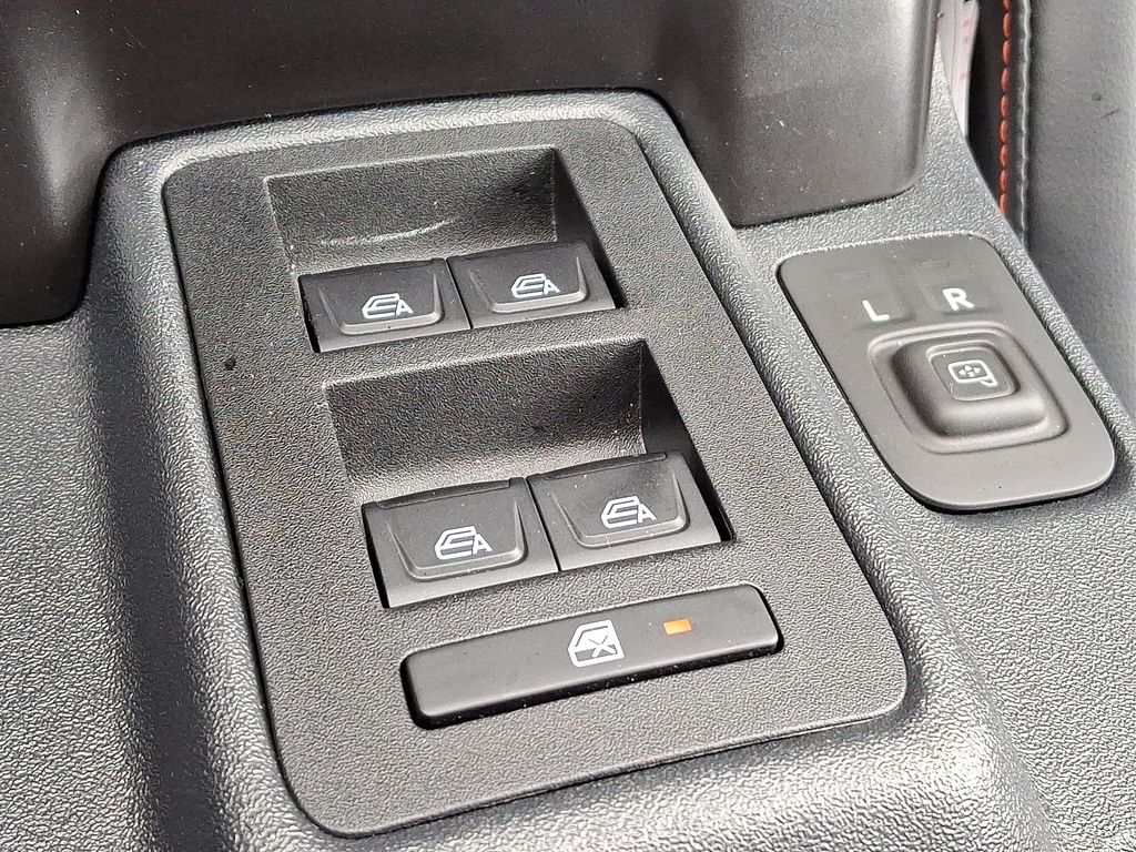 Thumbnail: 2025 Ford Bronco - 27