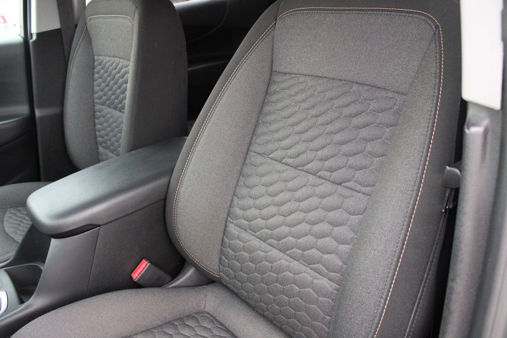 Used 2021 Blue Chevrolet LT image 5