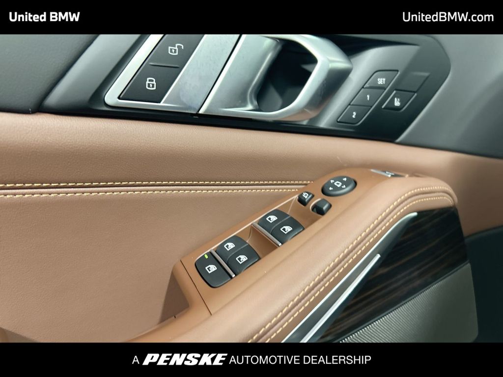 Thumbnail: 2026 BMW X5 - 11