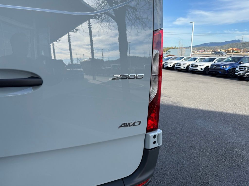2025 Mercedes-Benz Sprinter Cargo Van Base - Photo 9