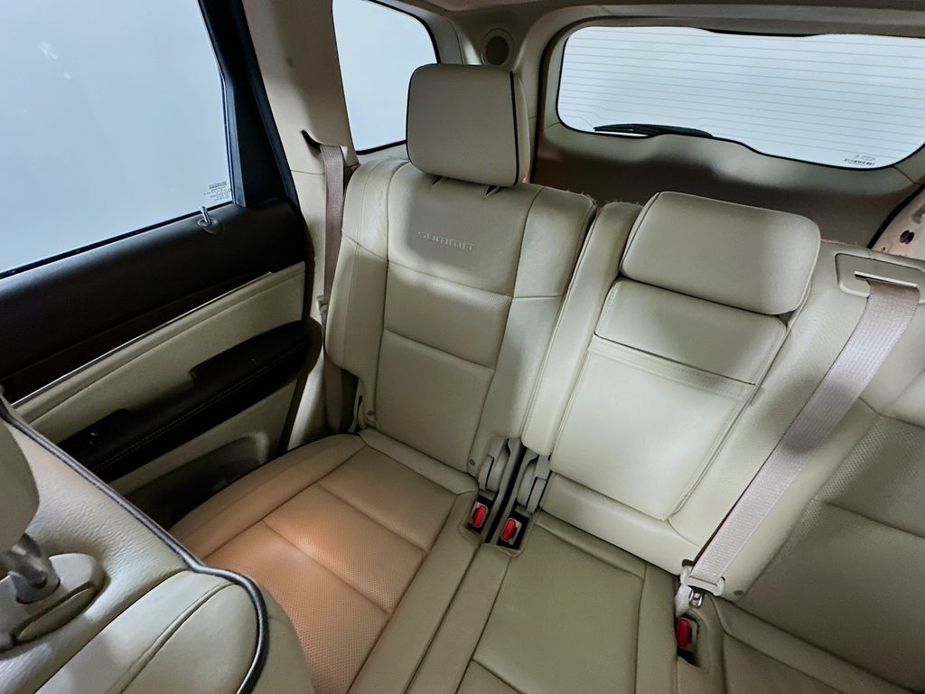 JeepGrand Cherokee12