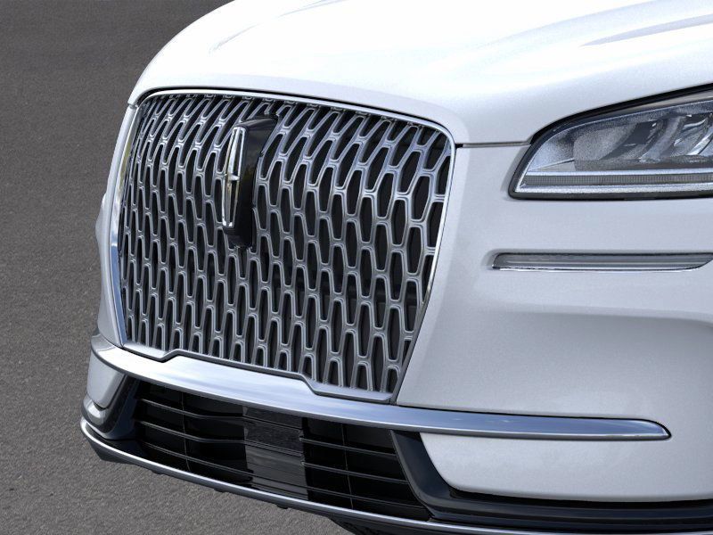 New 2026 Crystal White Lincoln Premiere image 17