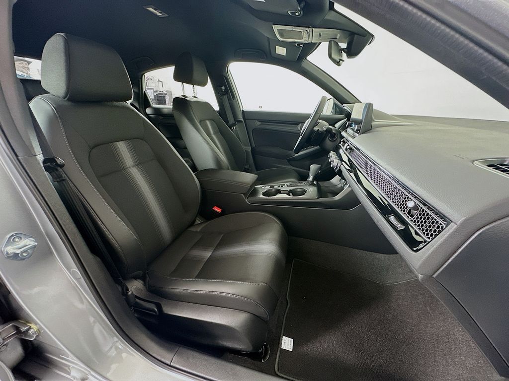 2025 Honda Civic Sport 26