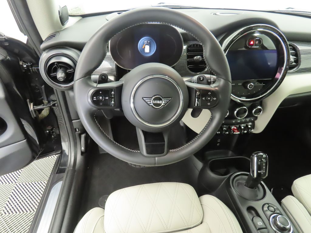 Thumbnail: 2023 MINI Cooper - 10