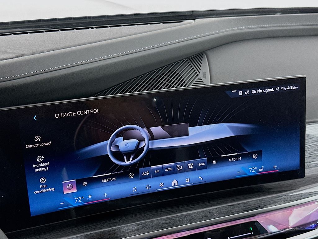 Thumbnail: 2025 BMW i7 - 14