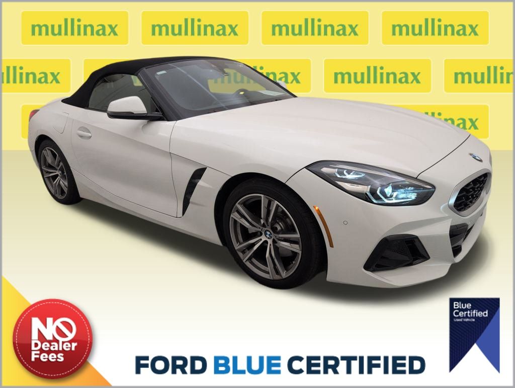 2025 BMW Z4 30i's photo