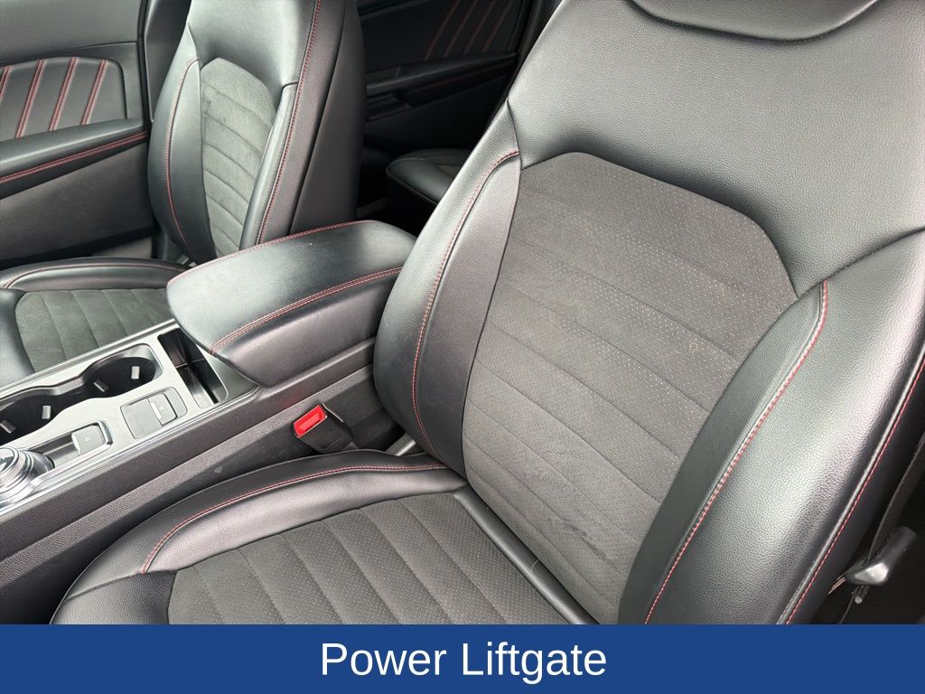 2022 Ford Edge ST-Line