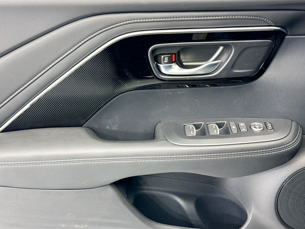 Thumbnail: 2026 Acura ADX - 21