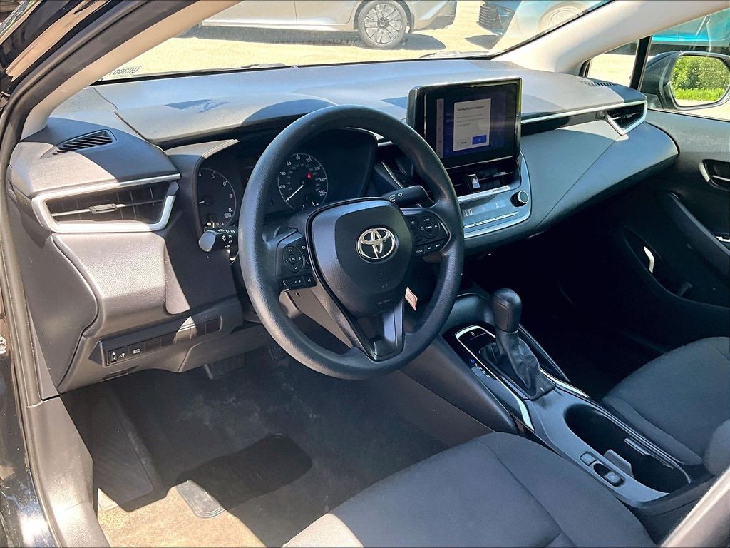 2024 Toyota Corolla — photo 8