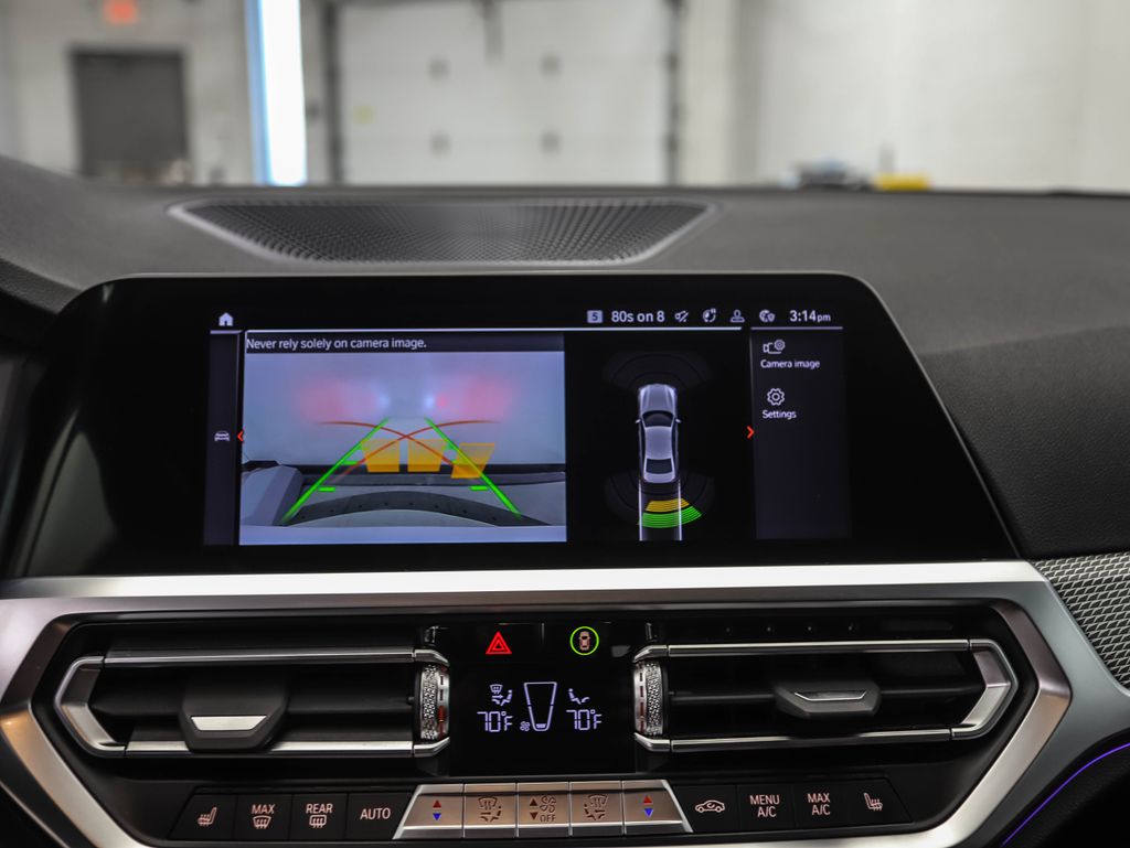 Thumbnail: 2022 BMW 3 Series - 17