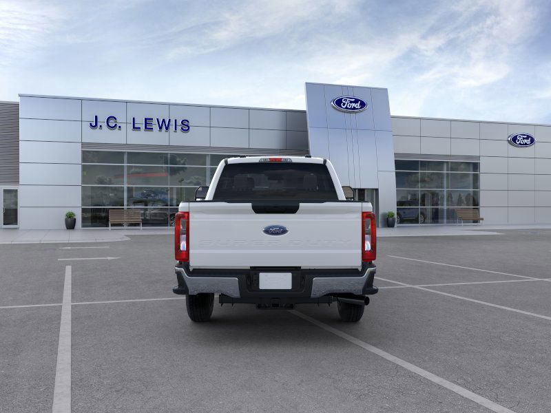 2025 Ford F-250 Super Duty XL