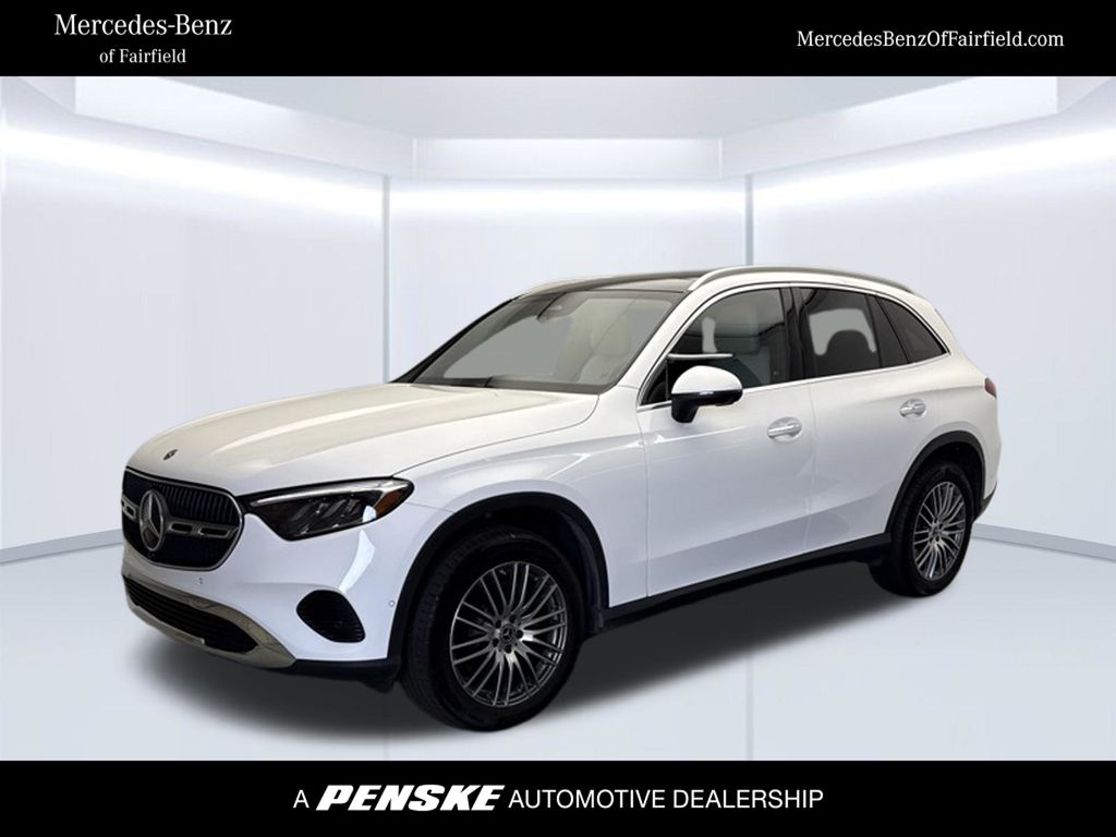 Thumbnail: 2024 Mercedes-Benz GLC - 1