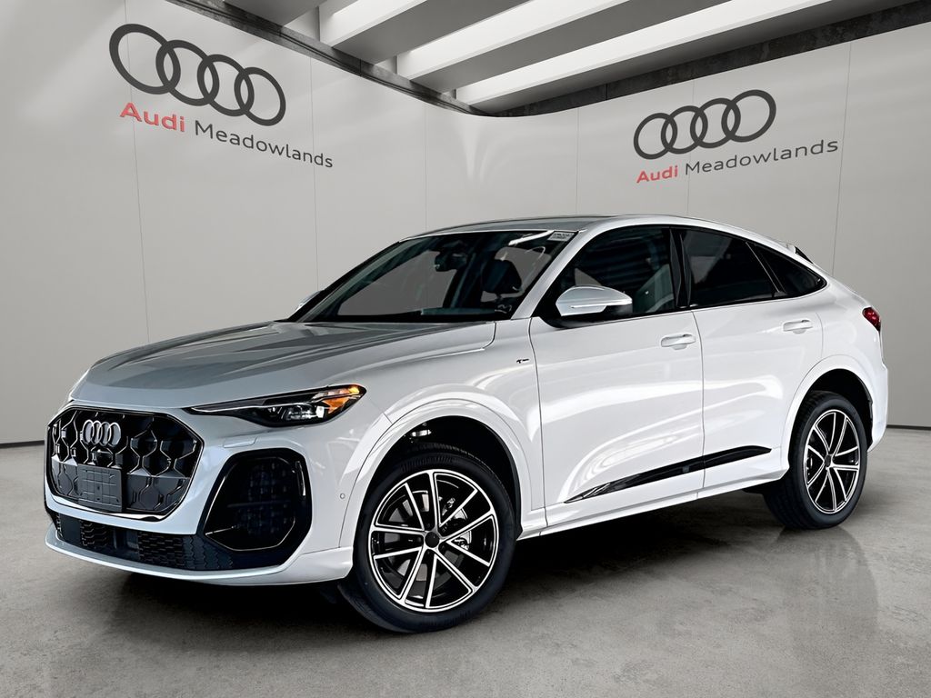 Glacier White 2026 Audi Q5 Sportback Sedan All-Wheel Drive 7-Speed Automatic