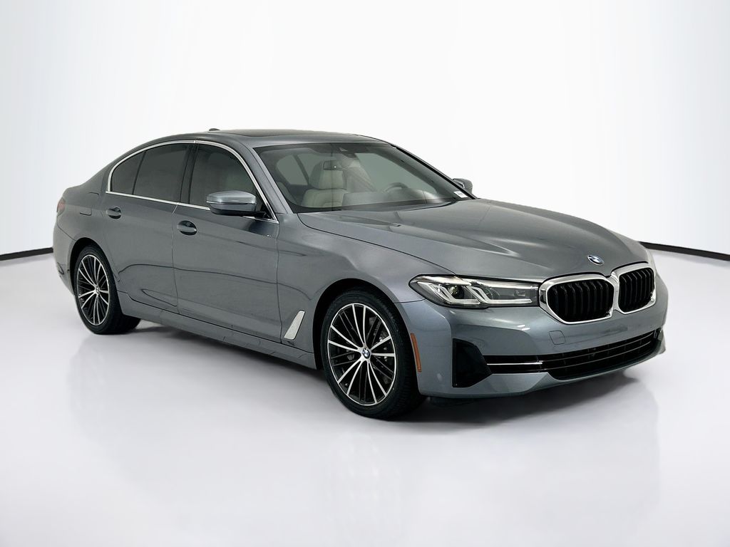 Thumbnail: 2022 BMW 5 Series - 3