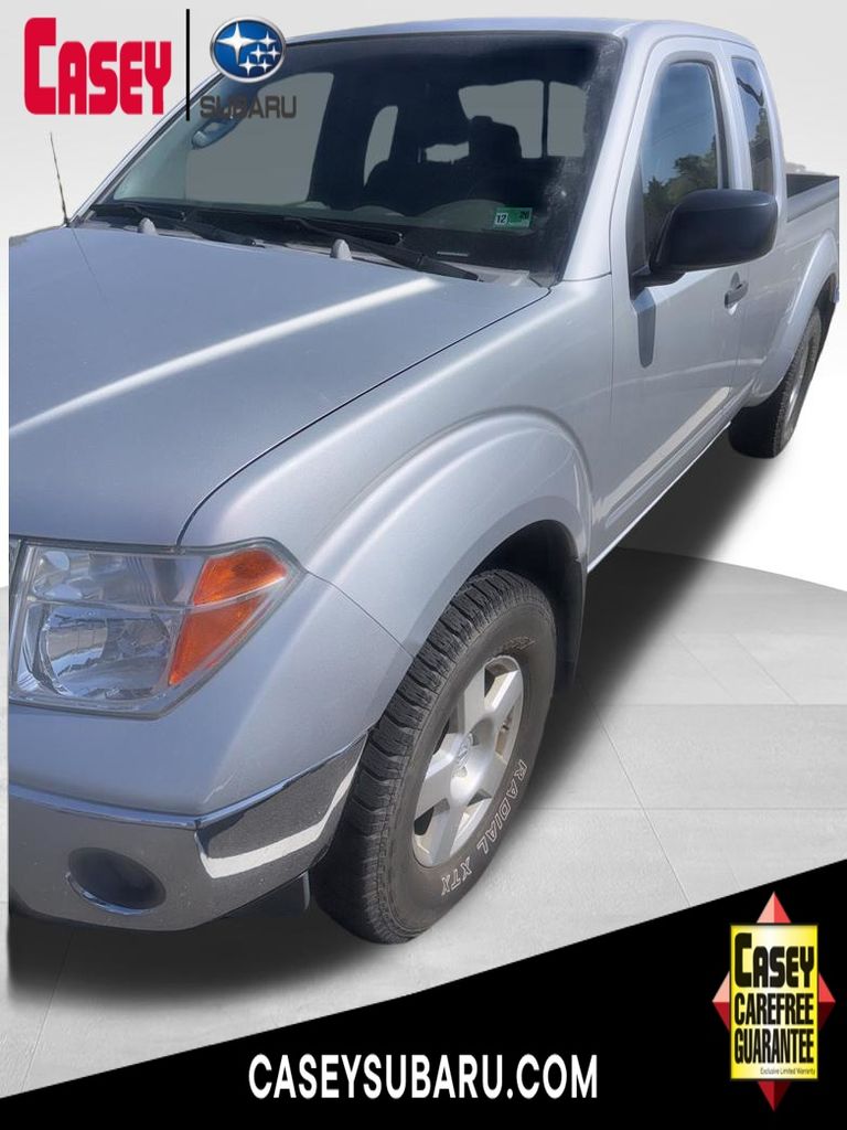 Silver Lightning Clearcoat Metallic 2007 Nissan Frontier SE King Cab 4WD Pickup Truck Four-Wheel Drive 5-Speed Automatic Overdrive