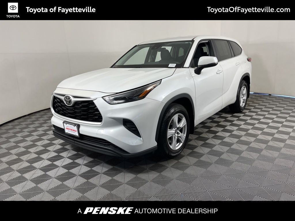 2023 Toyota Highlander L -
                  Fayetteville, AR