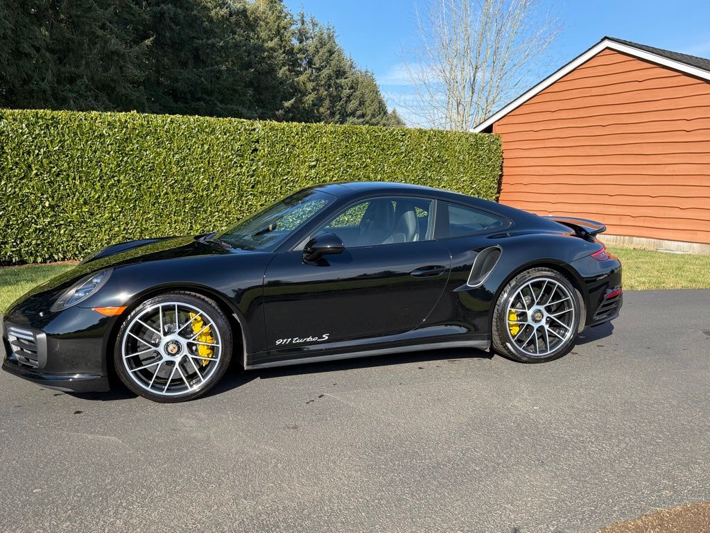 2017 Porsche 911 Turbo S