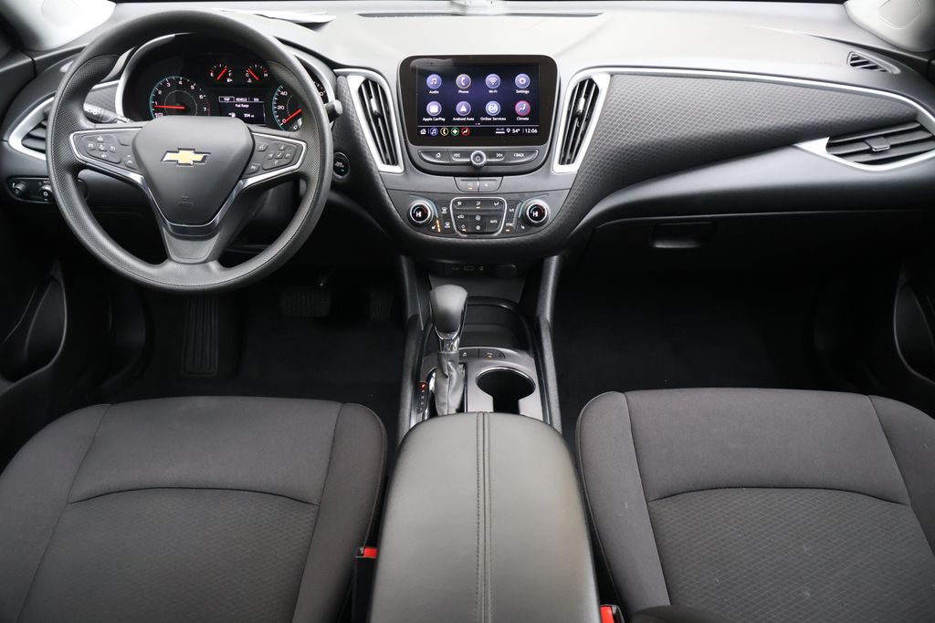 Thumbnail: 2024 Chevrolet Malibu - 16