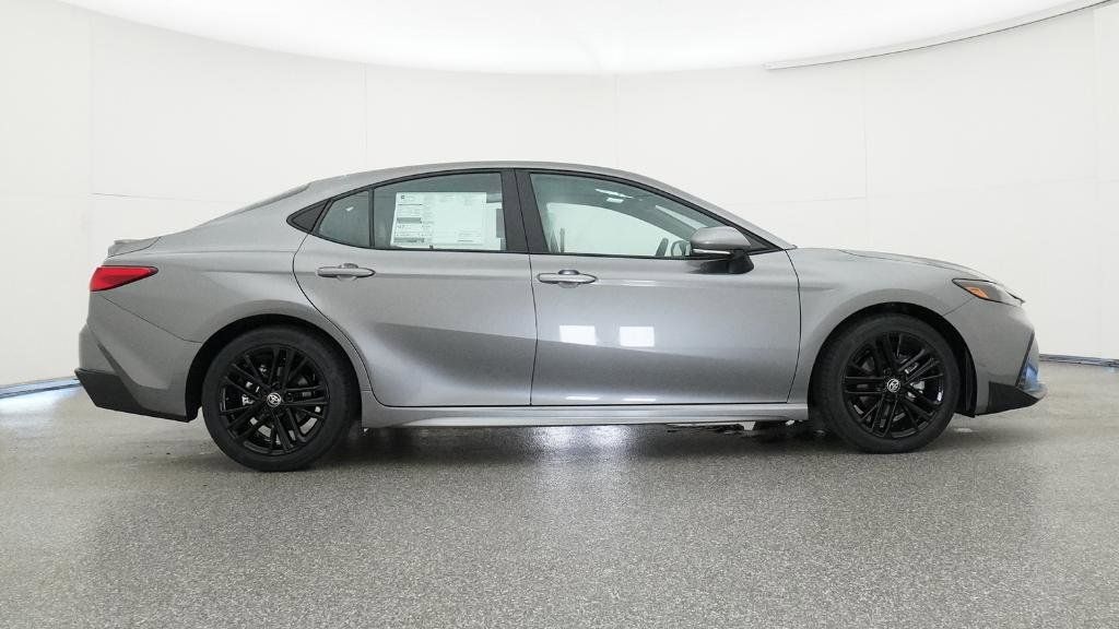 Thumbnail: 2025 Toyota Camry - 30