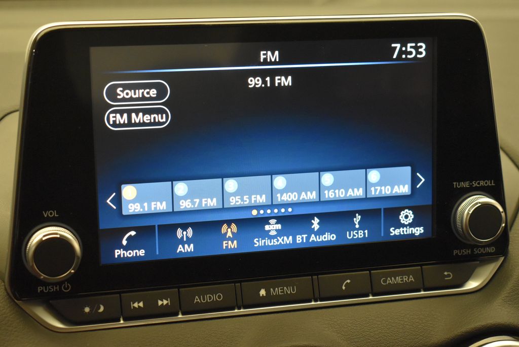 Thumbnail: 2025 Nissan Sentra - 20