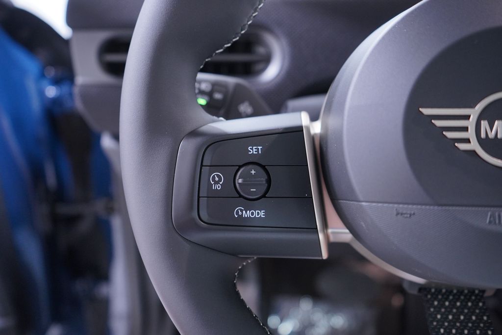 Thumbnail: 2026 MINI Cooper - 15