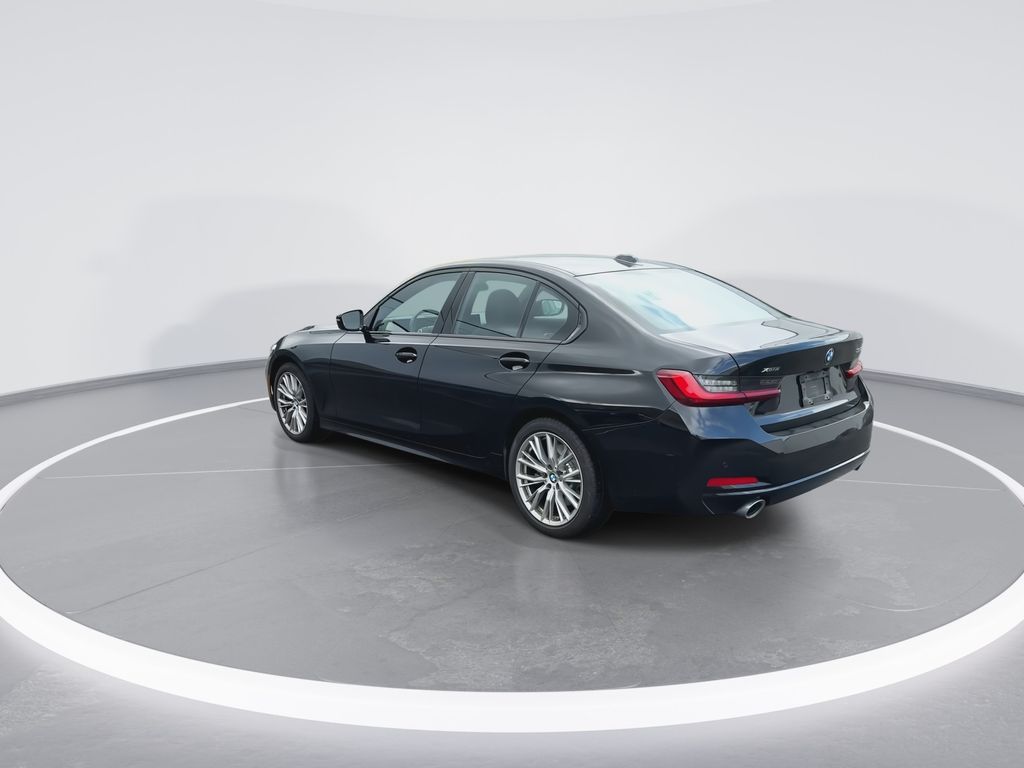 Thumbnail: 2023 BMW 3 Series - 6