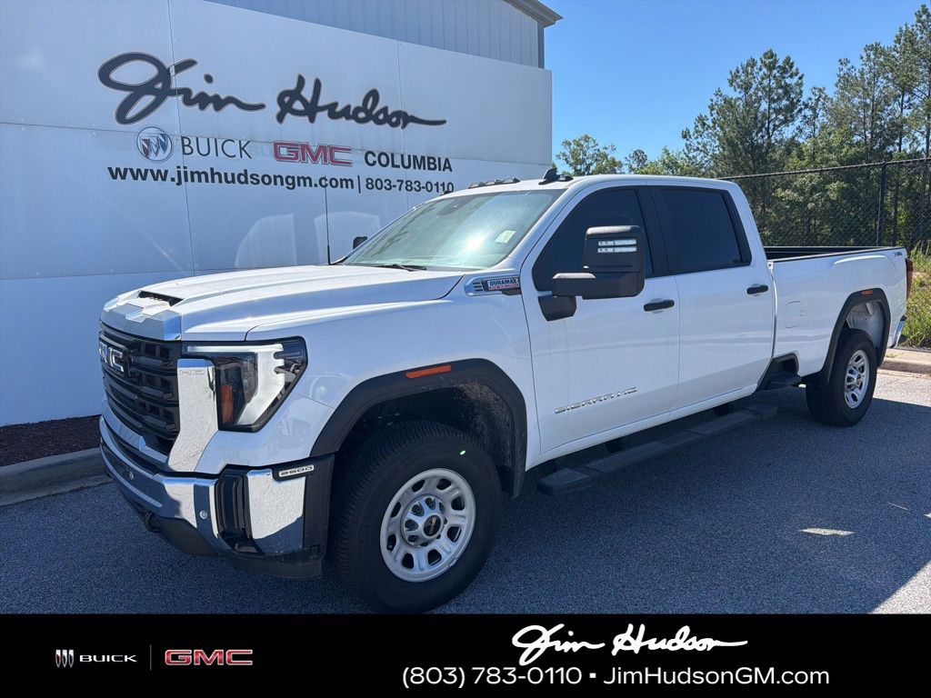 2026 GMC Sierra 4WD Crew Cab Standard Box Pro's photo