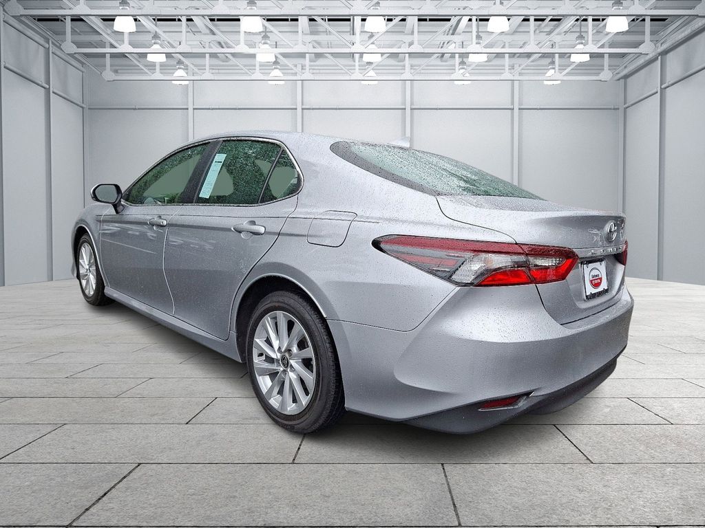 2023 Toyota Camry LE 6