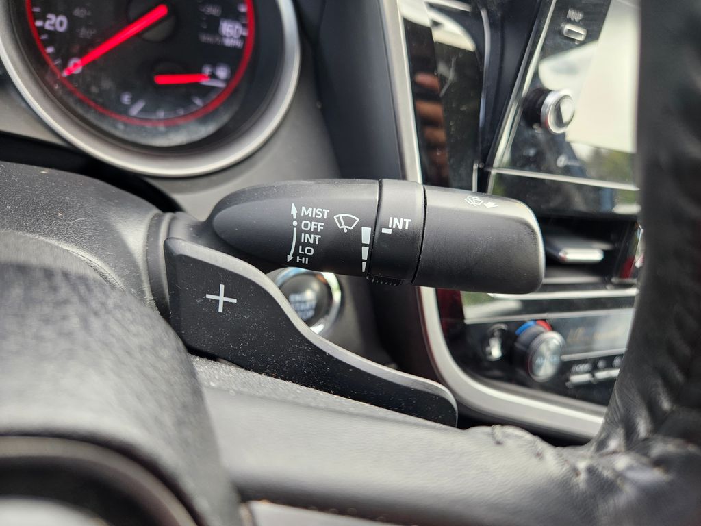 Thumbnail: 2023 Toyota Camry - 21