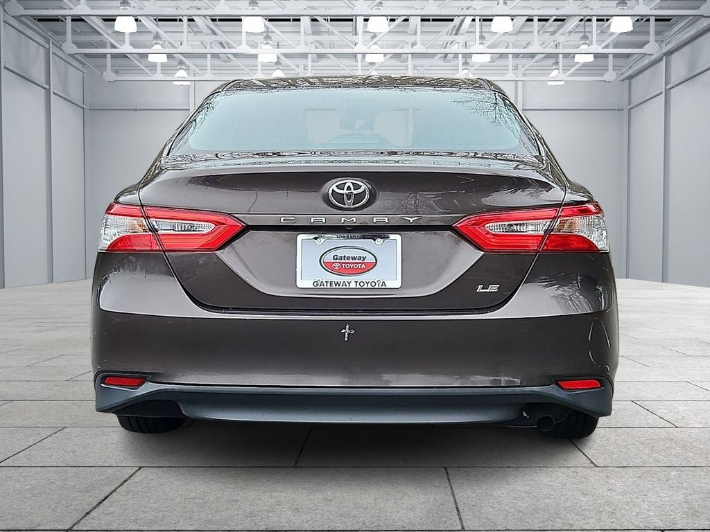 Thumbnail: 2018 Toyota Camry - 6