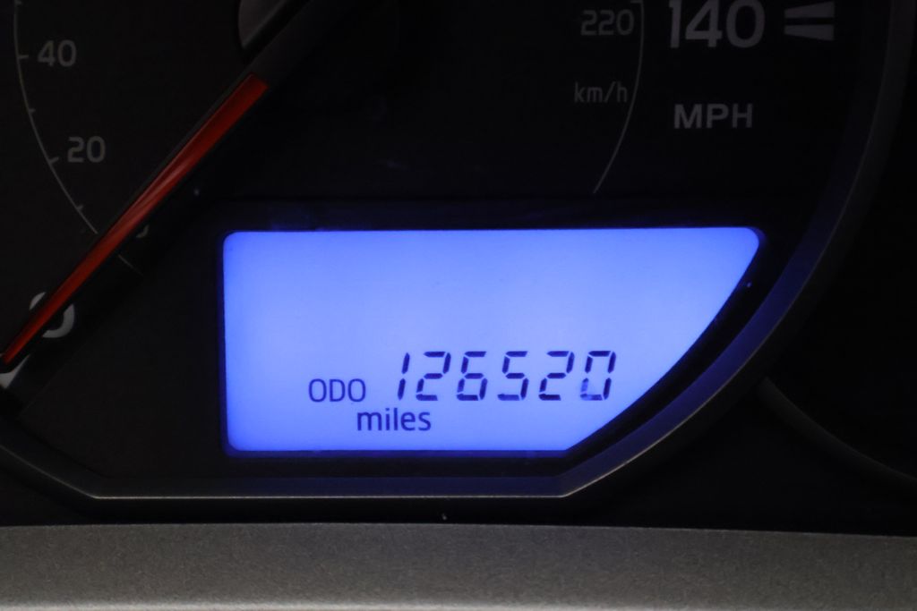 Thumbnail: 2016 Toyota RAV4 - 25
